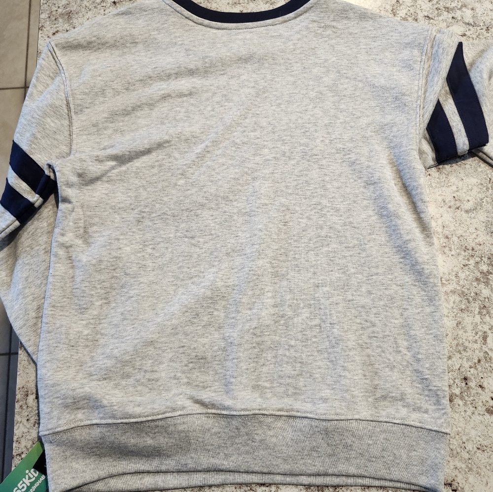 Bundle- Boys Long Sleeve shirt NWT (10) - Picture 9 of 10